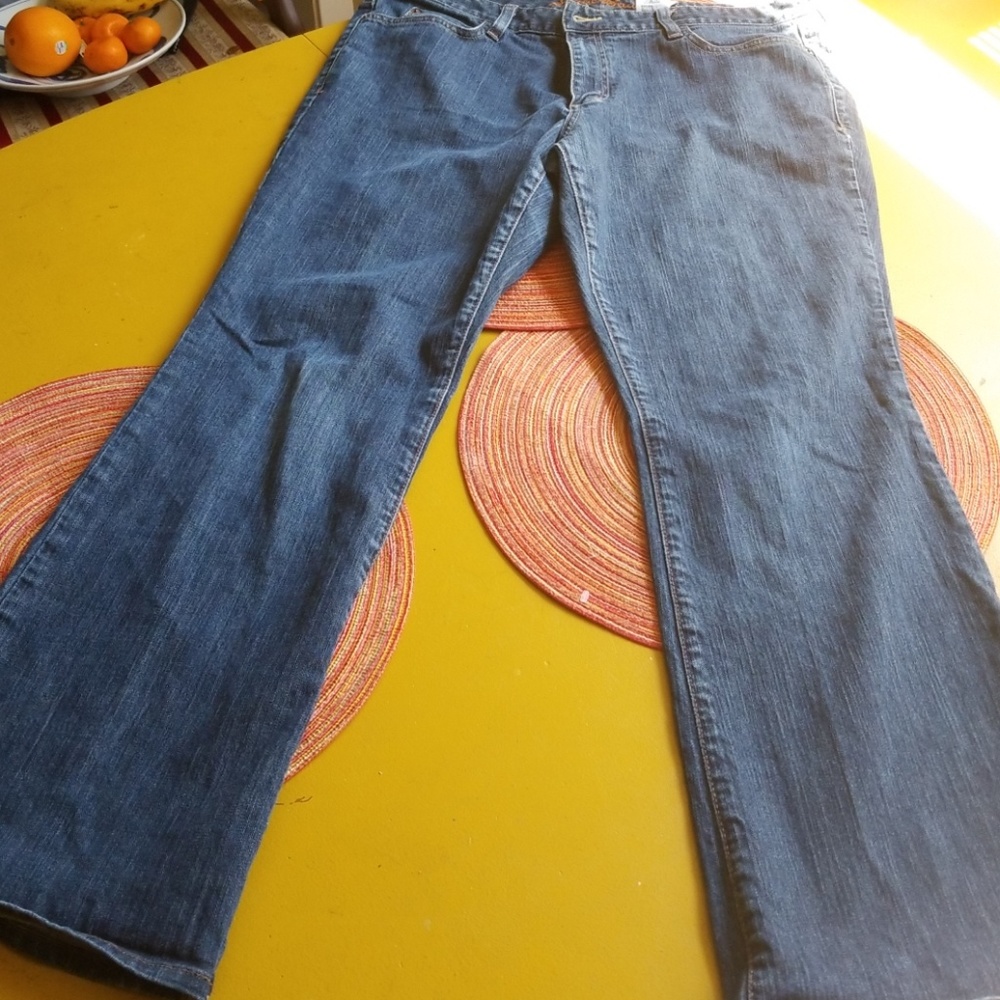 Eddie Bauer Classic Jeans